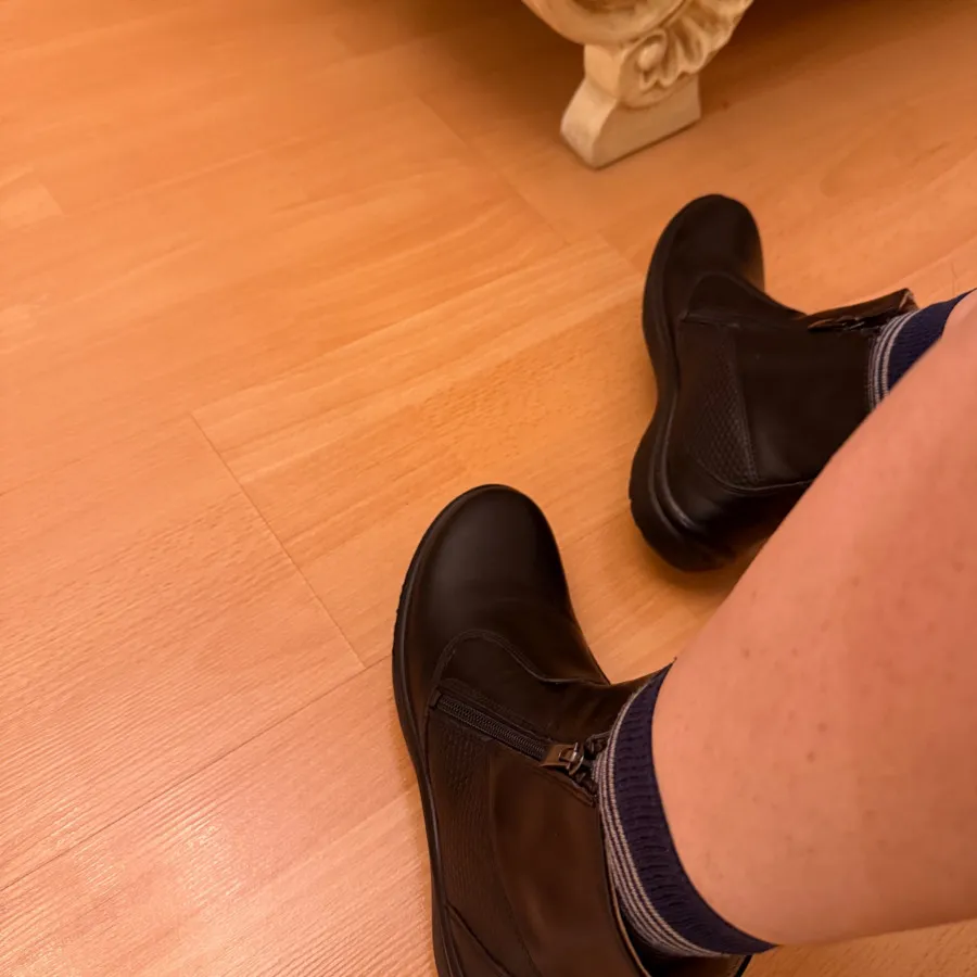 نیم بوت زنانه