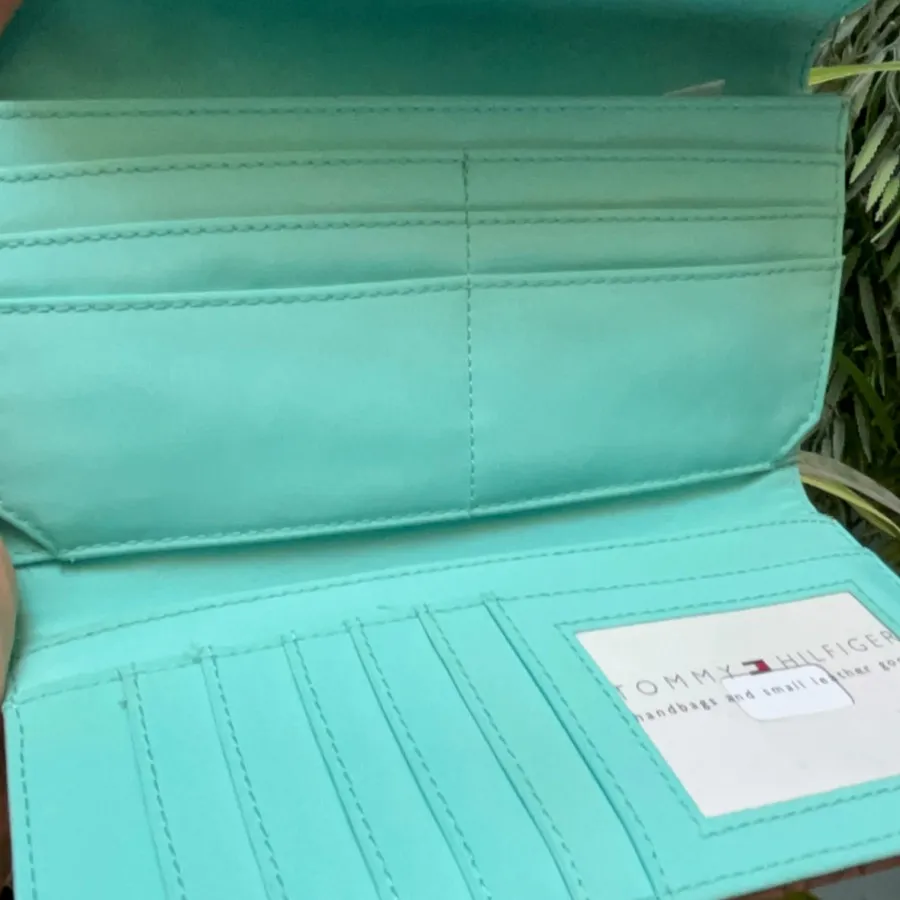 کیف پول شیک تامی هیلفیگر