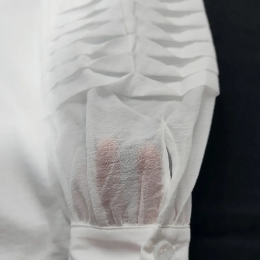 شومیز سفید با آستین حریر