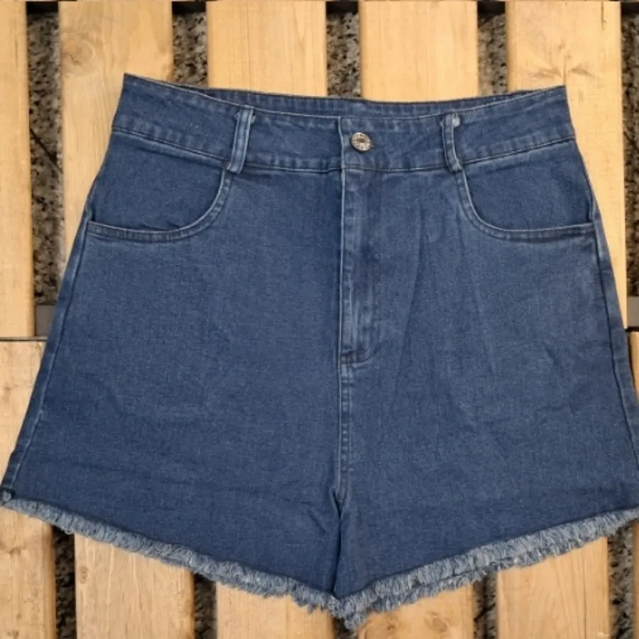 ست وست و شلوارک جین