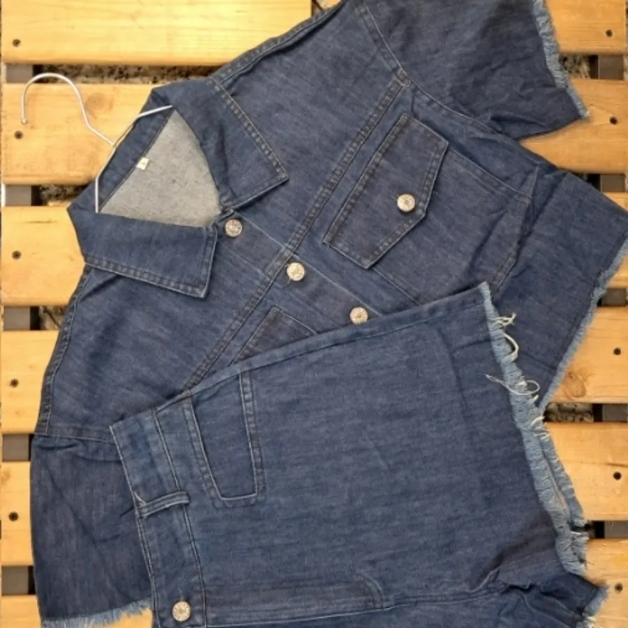 ست کراپ کت و شلوارک جین