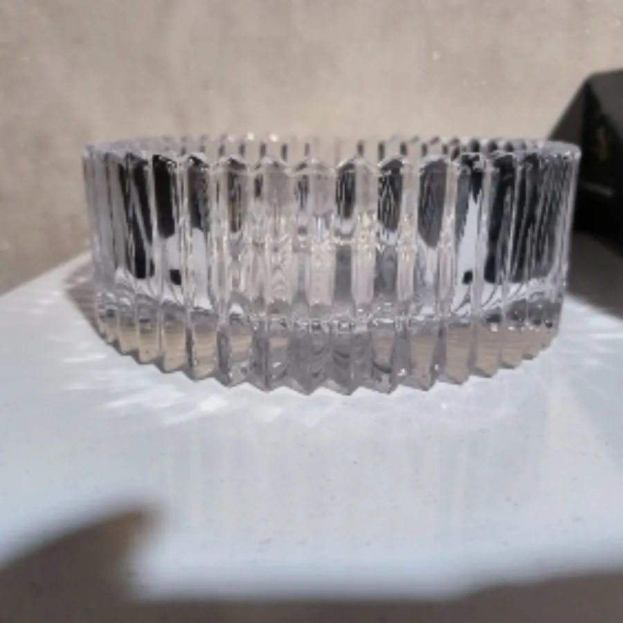 شکلات خوری و آجیل خوری