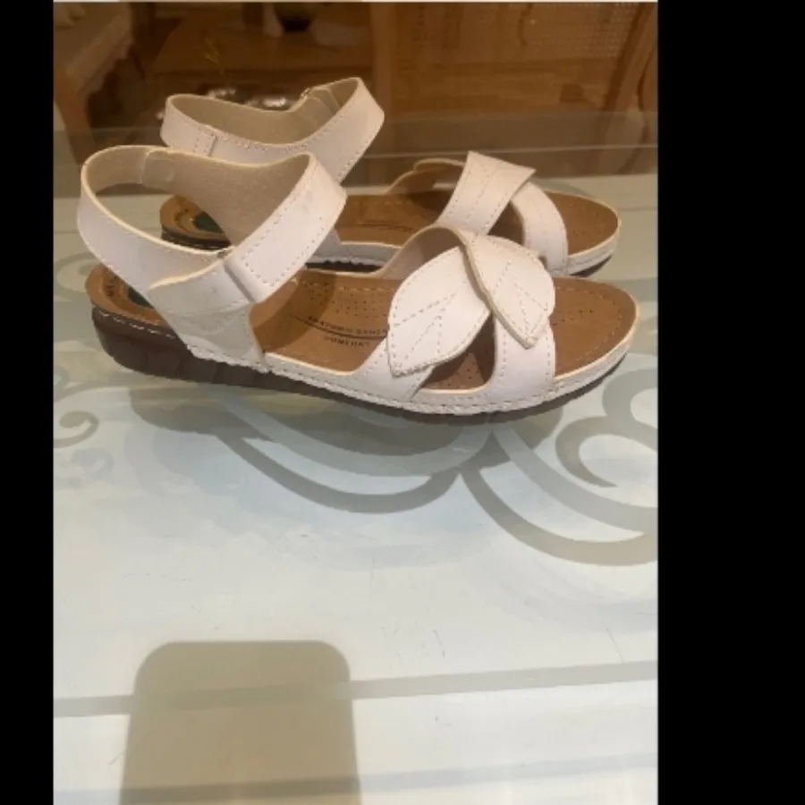 صندل زنانه سفید