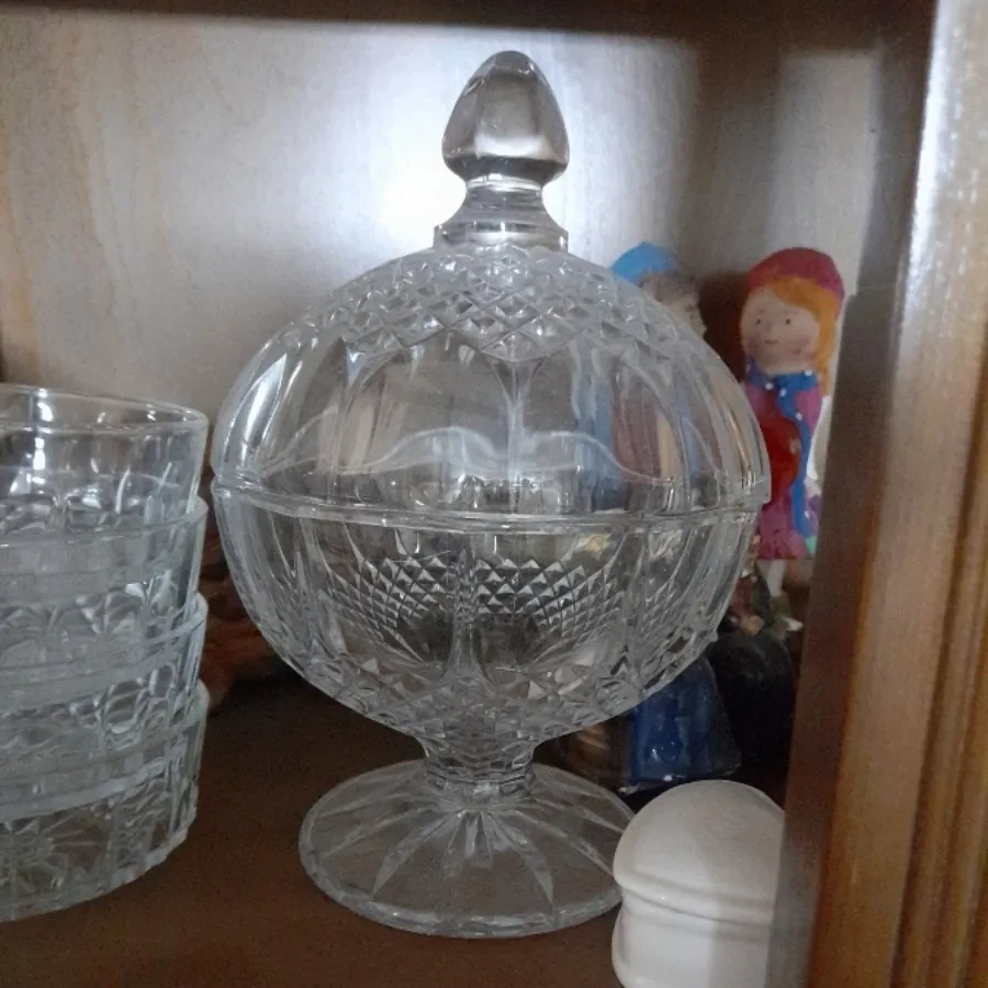 درب شکلات خوری یا قندان