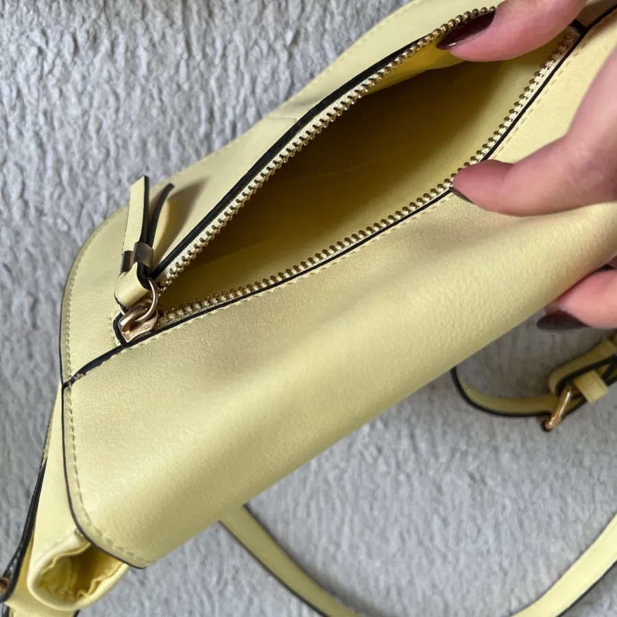 کیف لیمویی ال سی وایکیکی