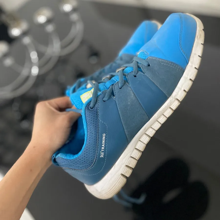 کتونی مردونه