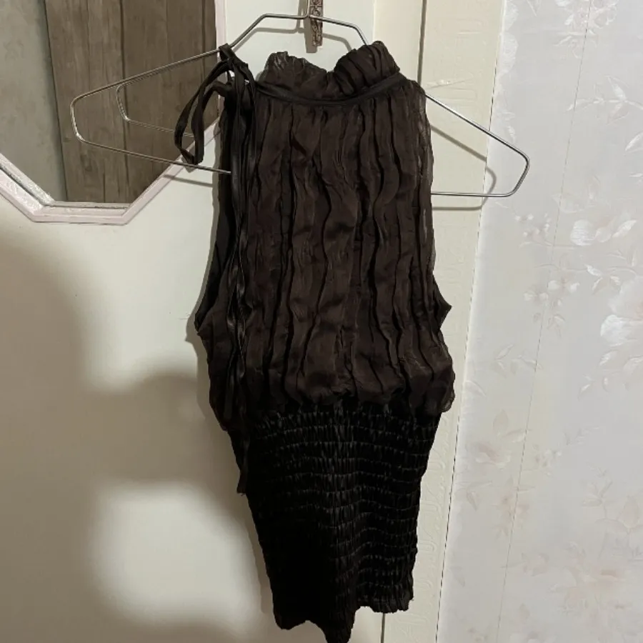 تاپ زنانه مجلسی