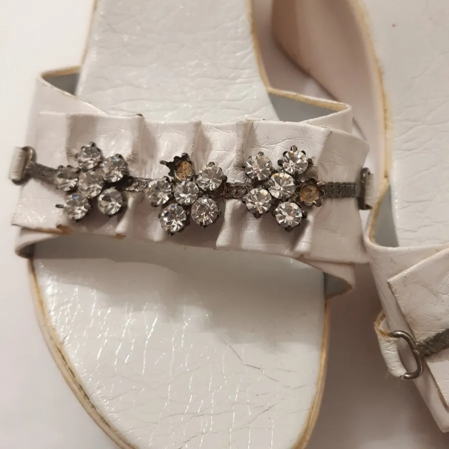 صندل سایز 39