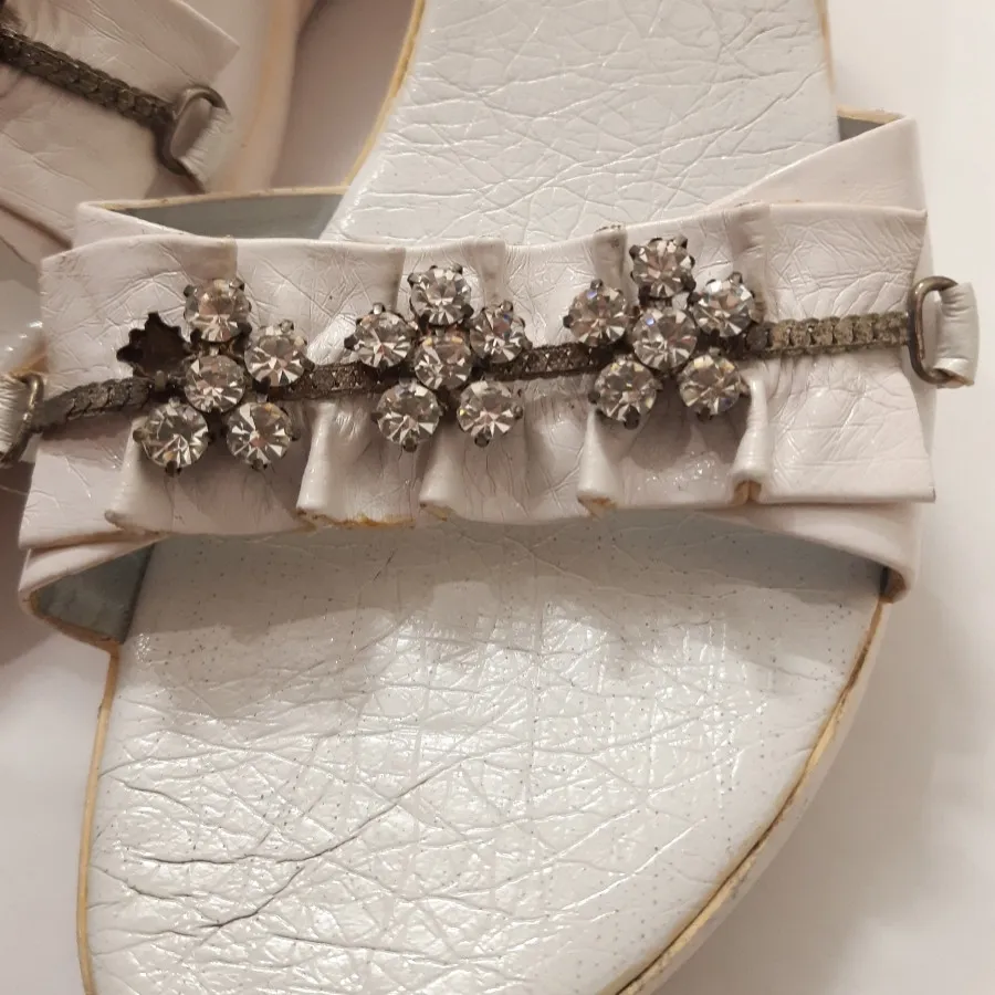 صندل سایز 39