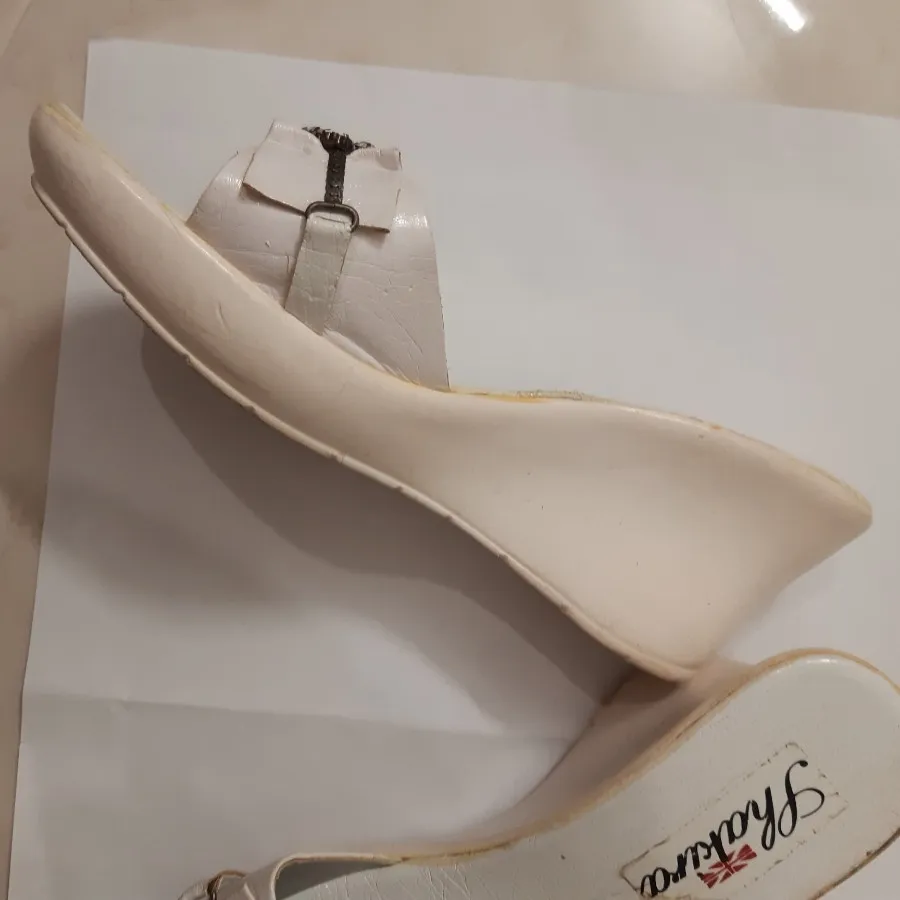 صندل سایز 39