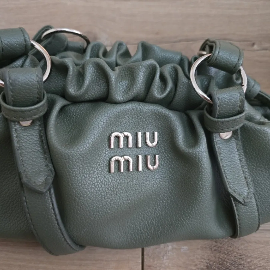 کیف miu miu