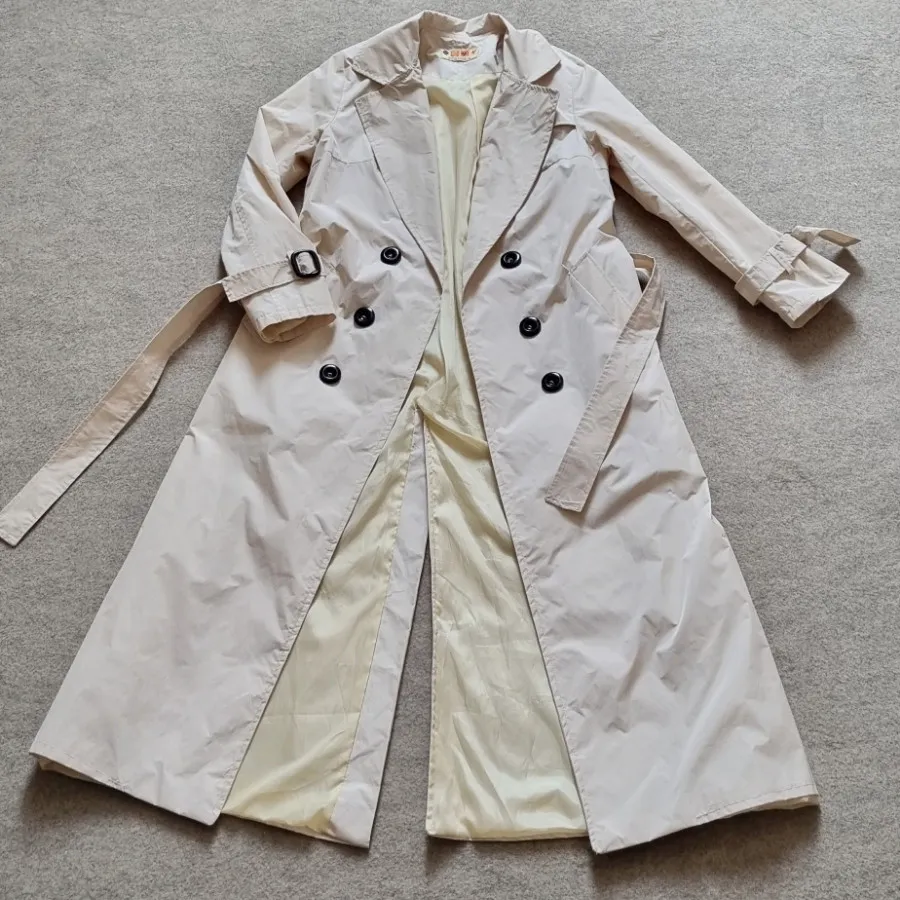 ترنچکت ( بارانی )