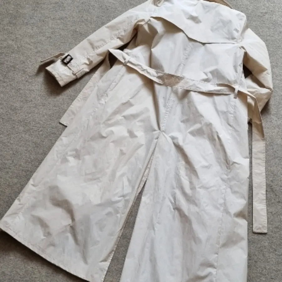 ترنچکت ( بارانی )