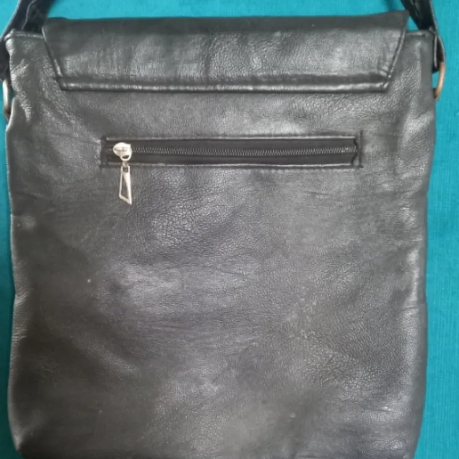 کیف چرم جادار