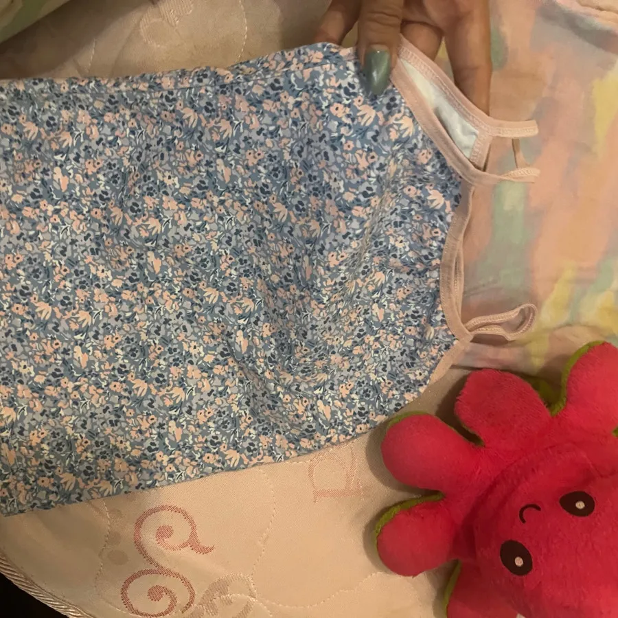 تاپ دخترانه