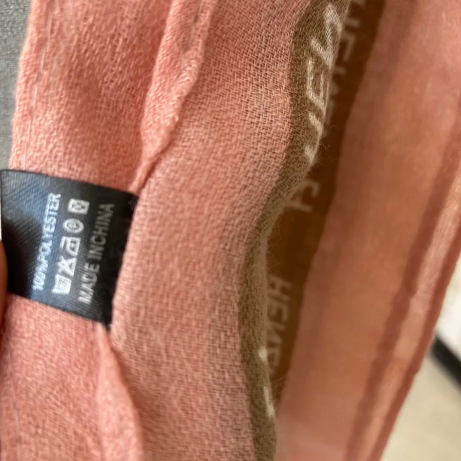 شال فندی پاییزه زمستانه