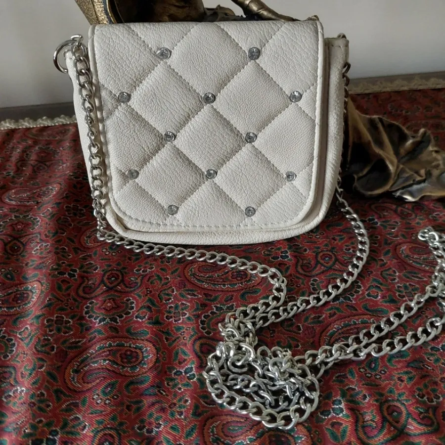 کیف ( ورق بزنید )