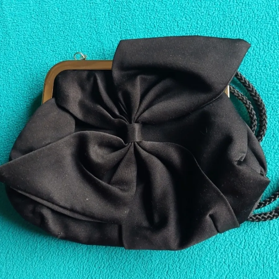 کیف ( ورق بزنید )