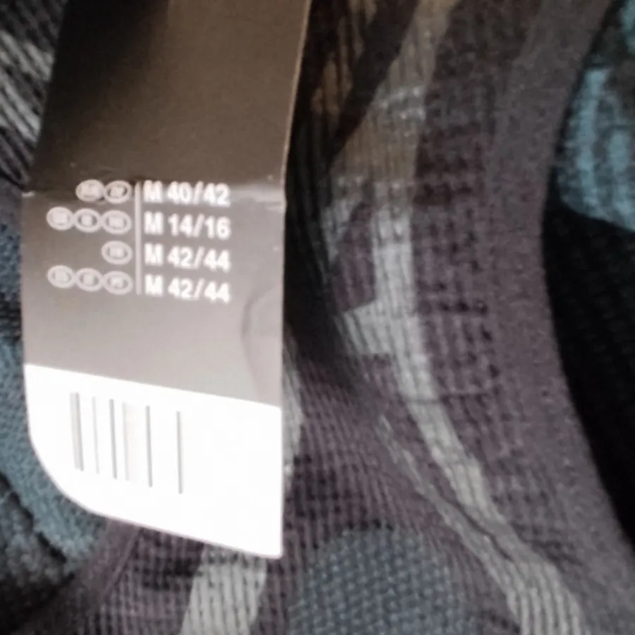 نیمتنه ورزشی مدیوم