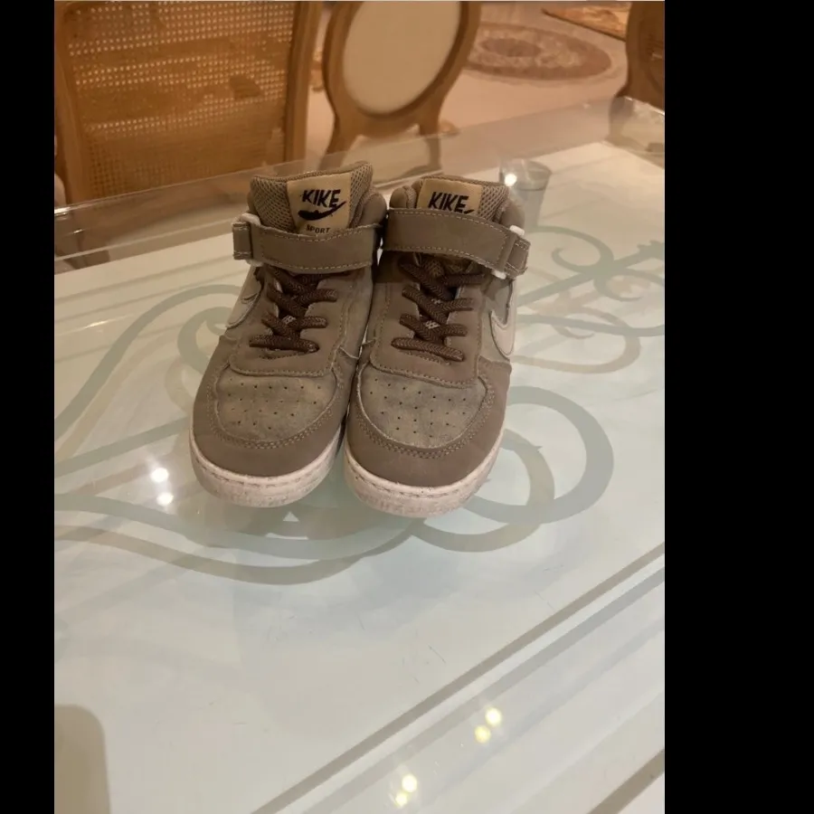 کفش اسپورت برند