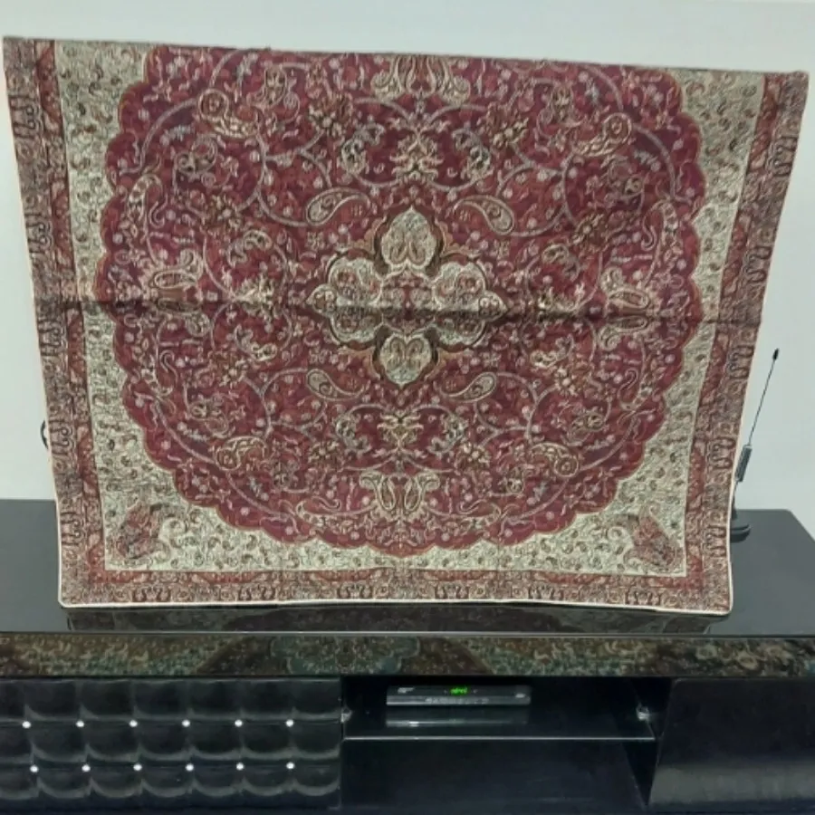 رومیزی طرح ترمه