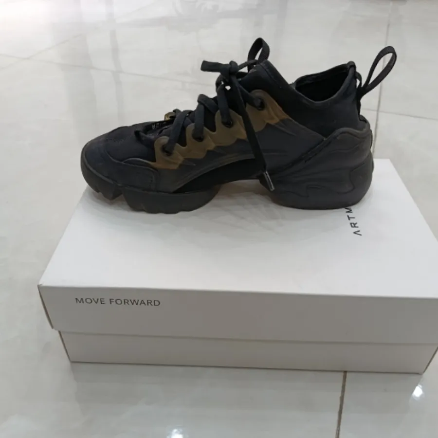 کفش کتونی وارداتی