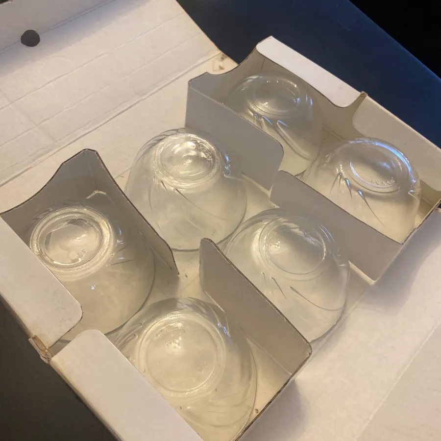 کاسه شیشه ای