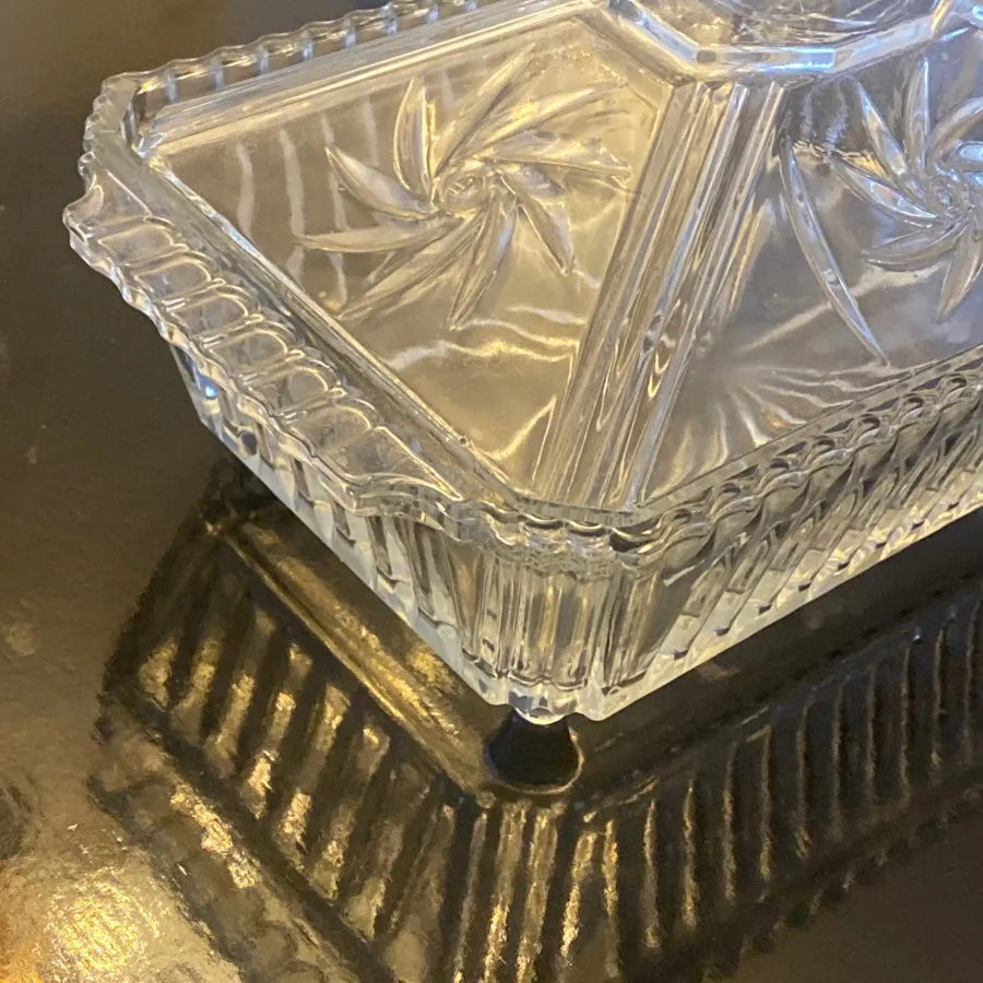 شکلات خوری شیشه ای طرح دا