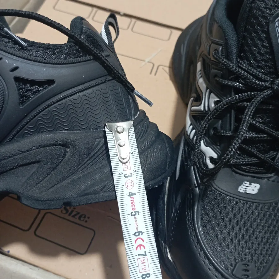 کتونی نیو بالانس