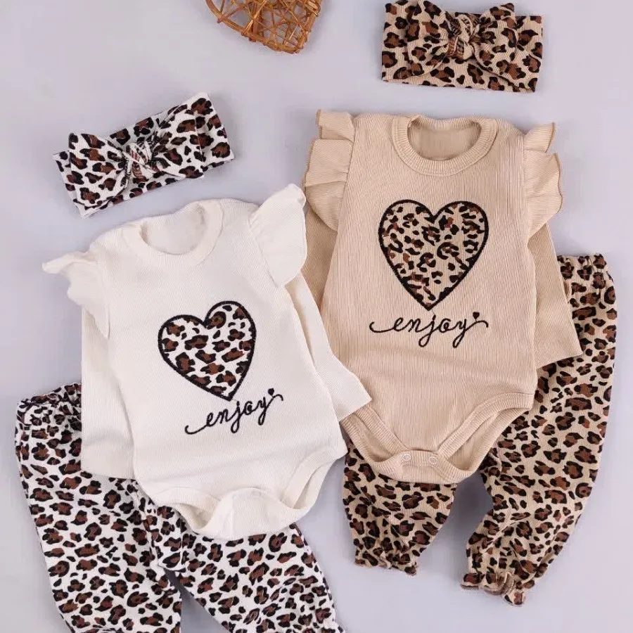 شلوار و هدبند پلنگی قلب
.