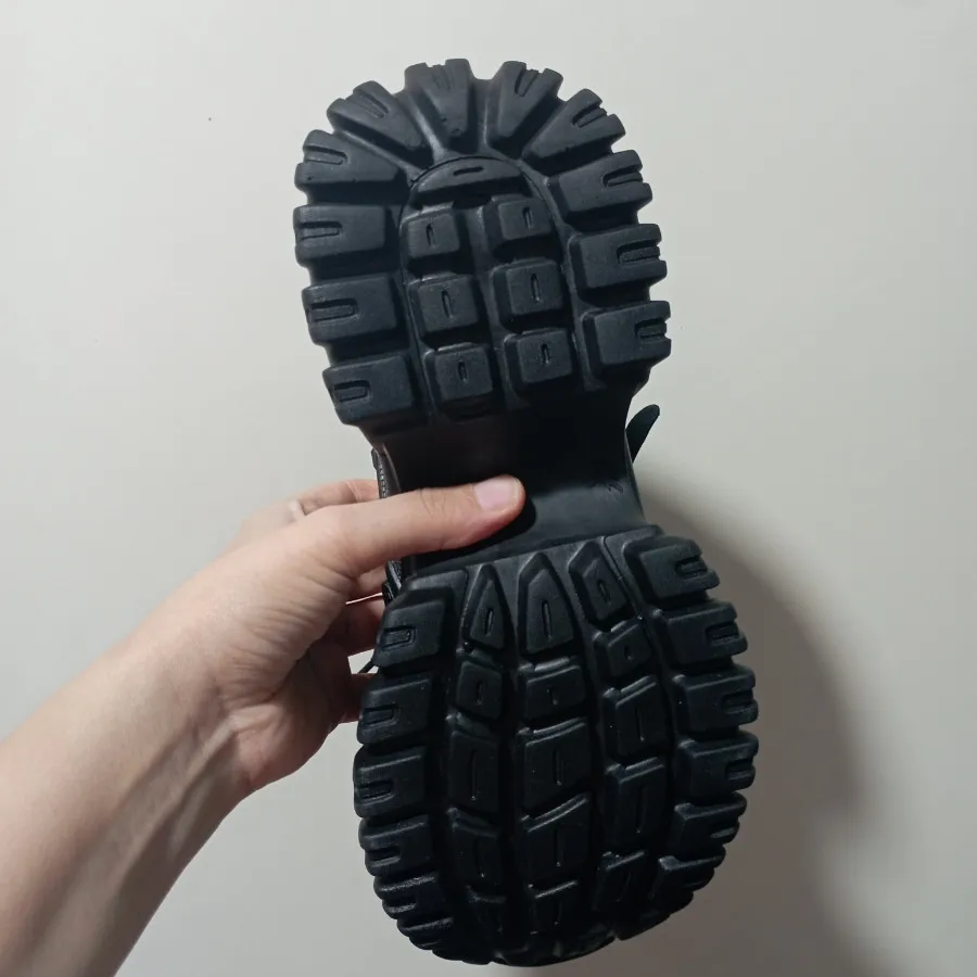 کتونی فشیون لژدار