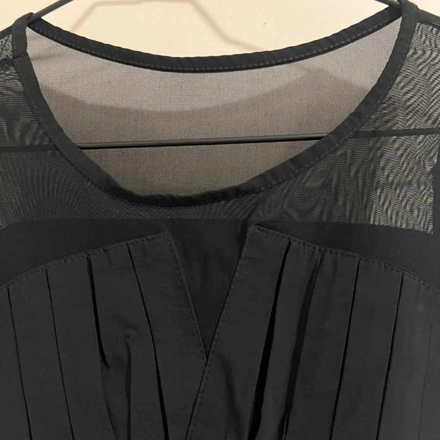 تاپ مهمونی مشکی