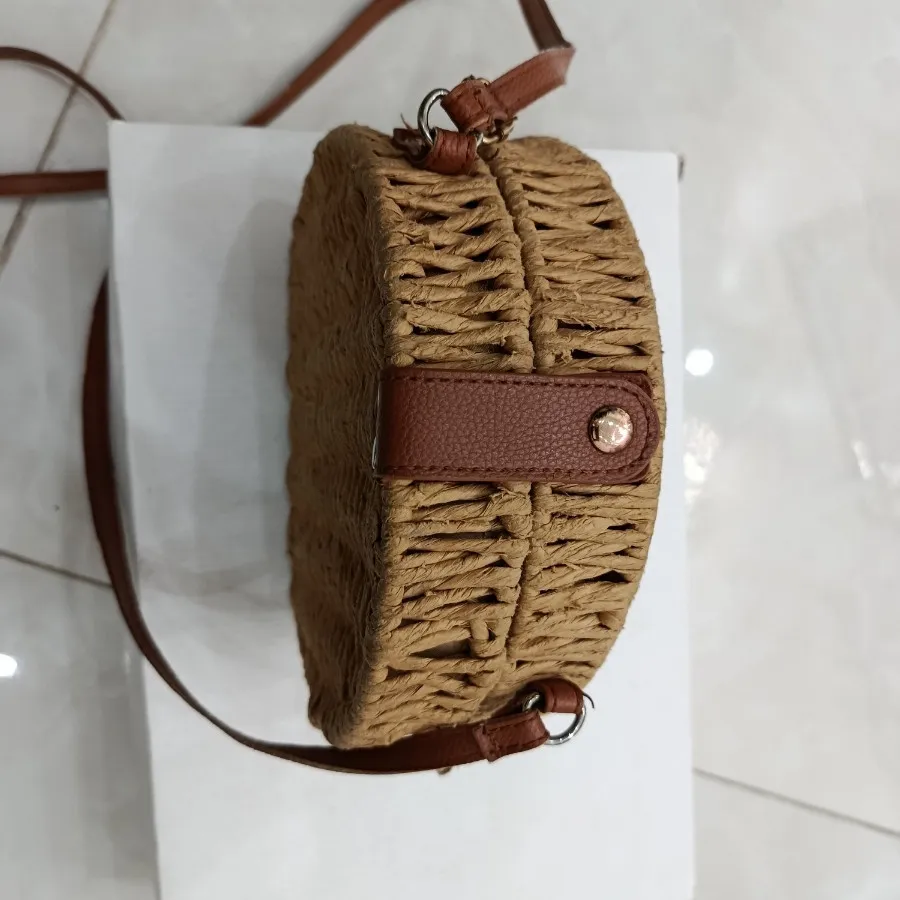 کیف حصیری دکمه دار