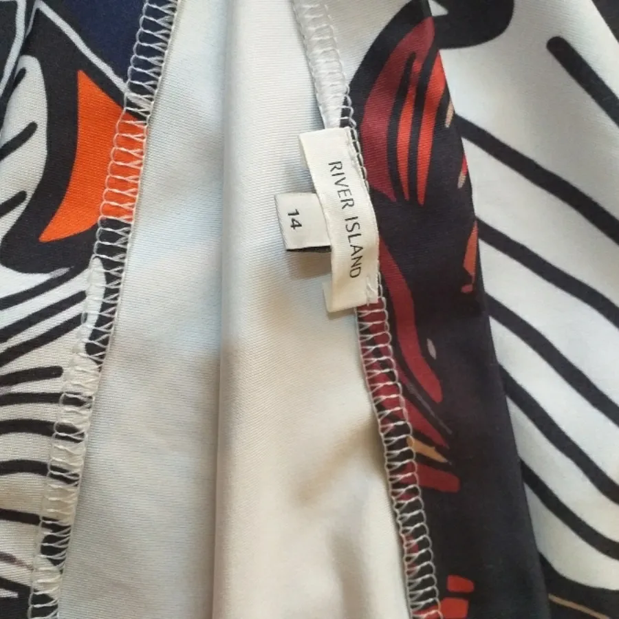 دامن تنگ خارجی