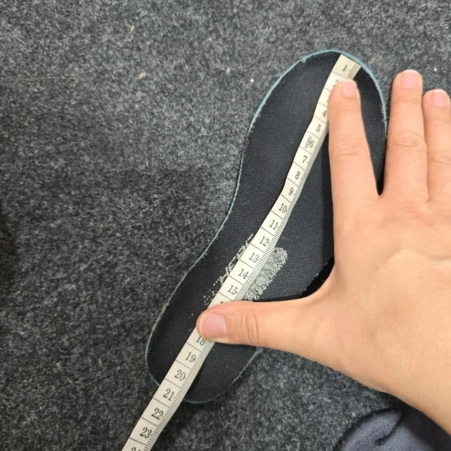 کفش کتانی کشی بچگانه