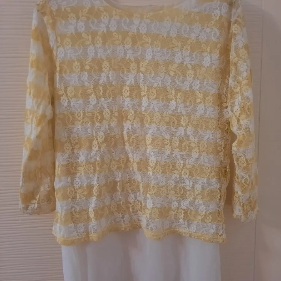 شومیز گیپور زرد