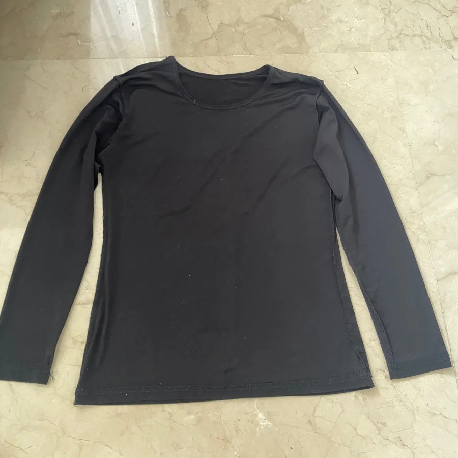 استین بلند مشکی