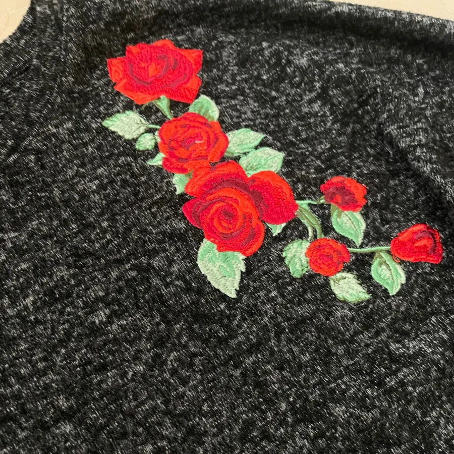 بافت گلدوزی