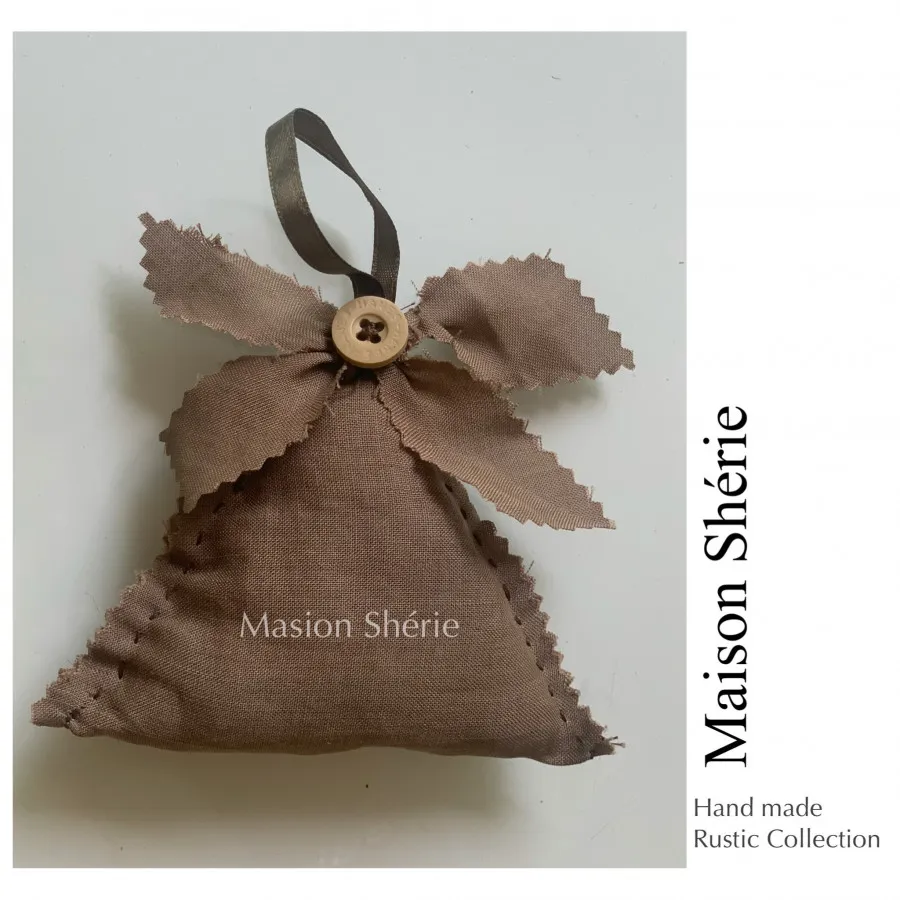 آویز روستیک