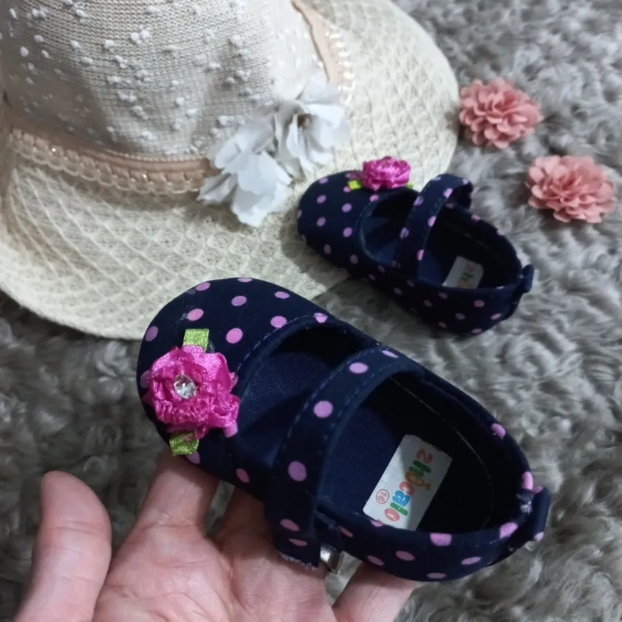 پاپوش نوزادی