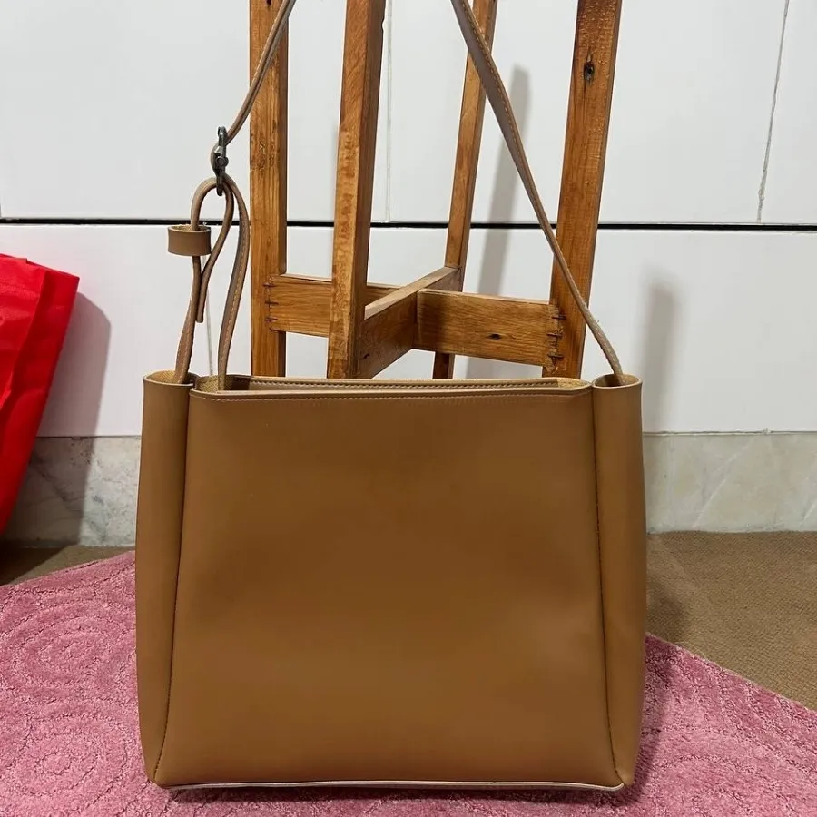 کیف کاراملی نسکافه‌ای