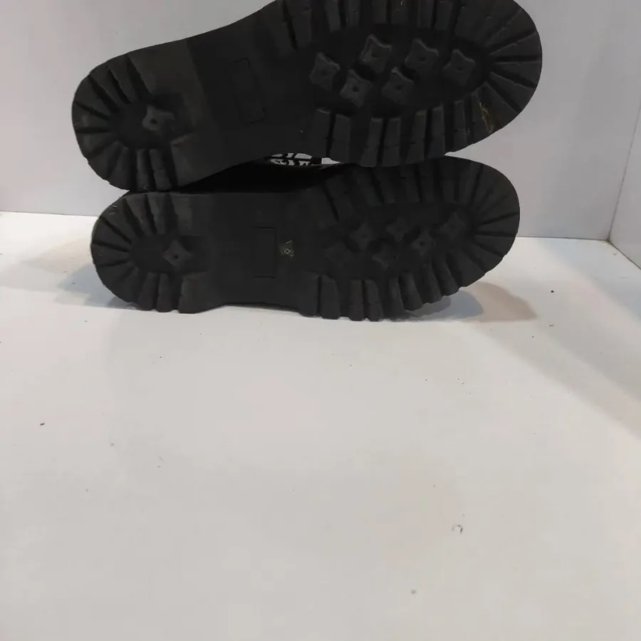 بوت زنانه اورجینال