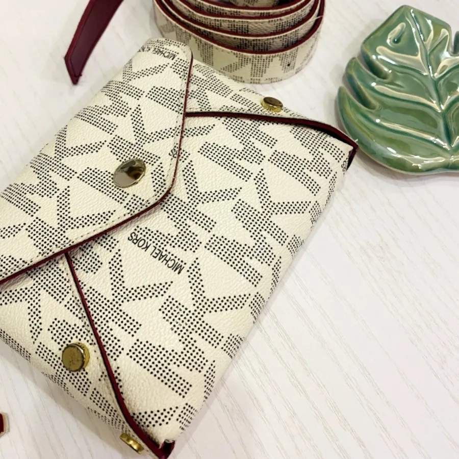 کیف کمری یا کراس بادی چرم