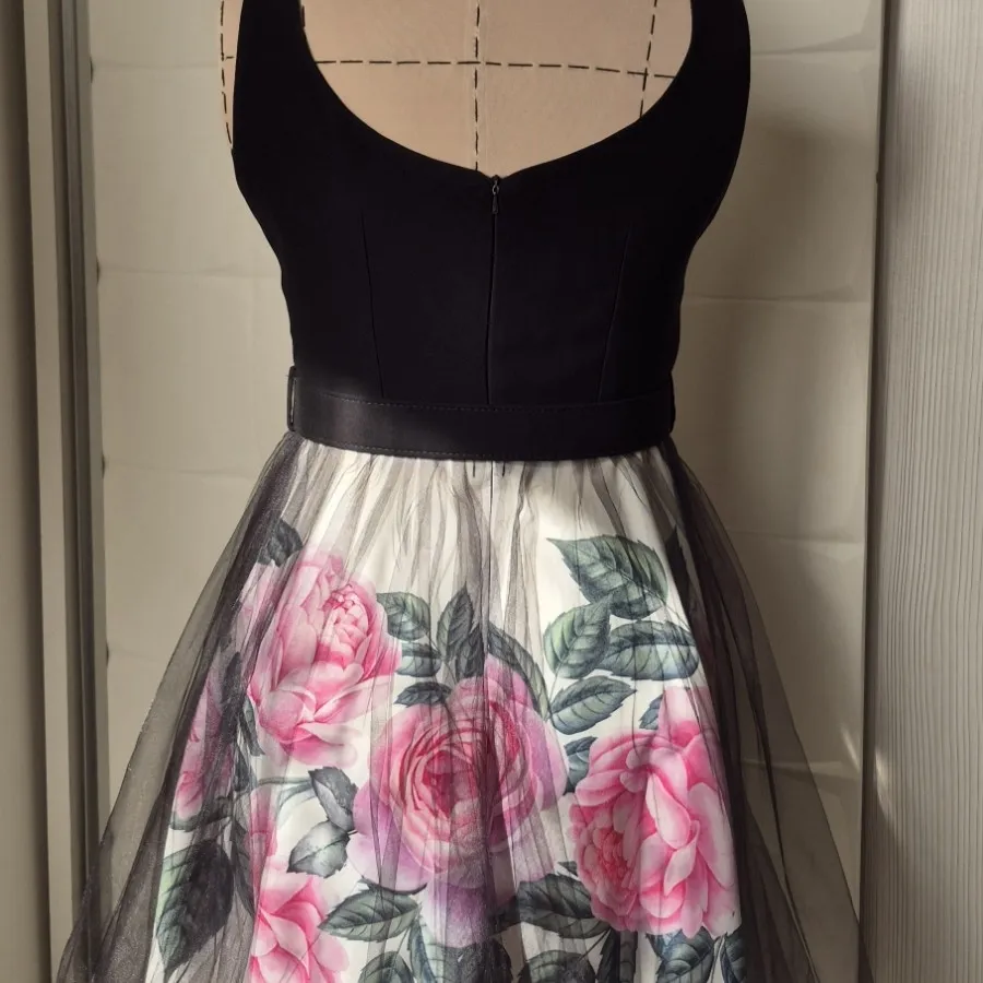 لباس مجلسی زنانه/دخترانه