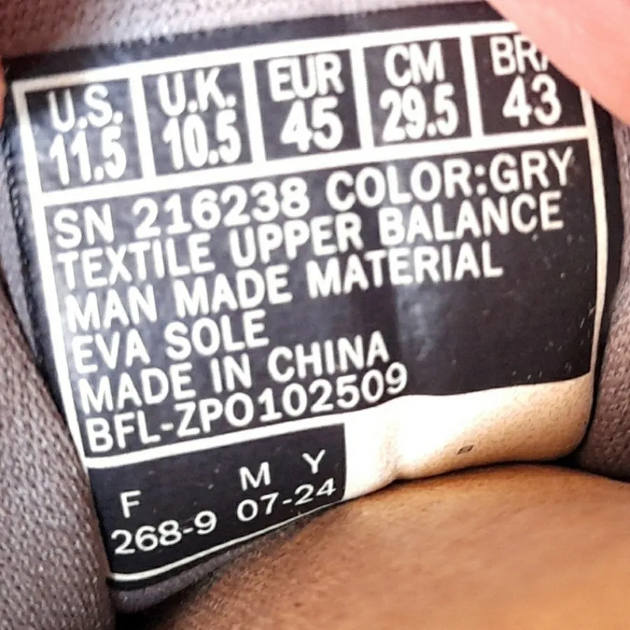 کفش پیاده روی اسکچرز