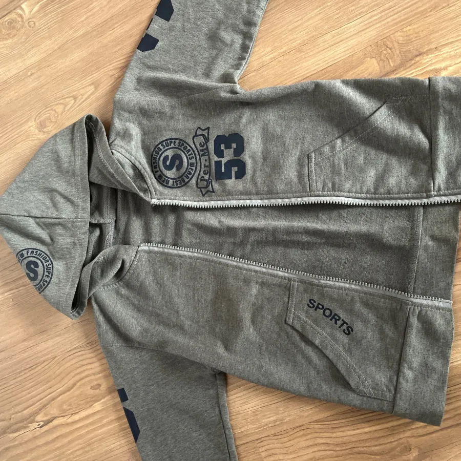 سویشرت بچگانه