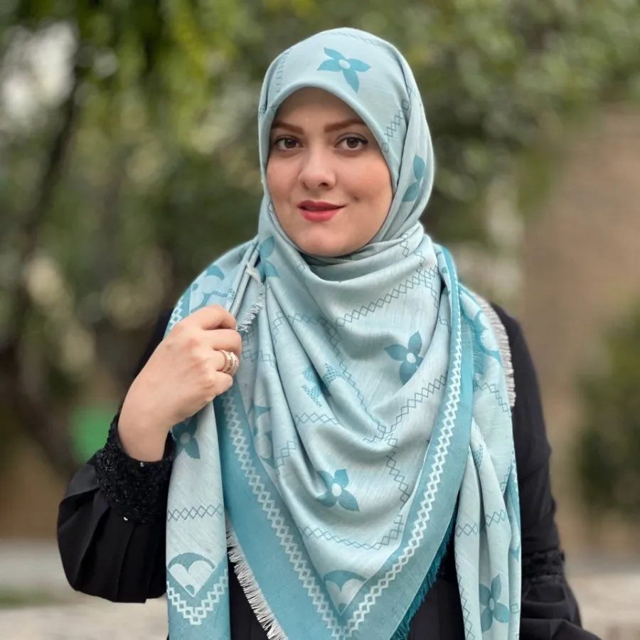 روسری نخ تافته