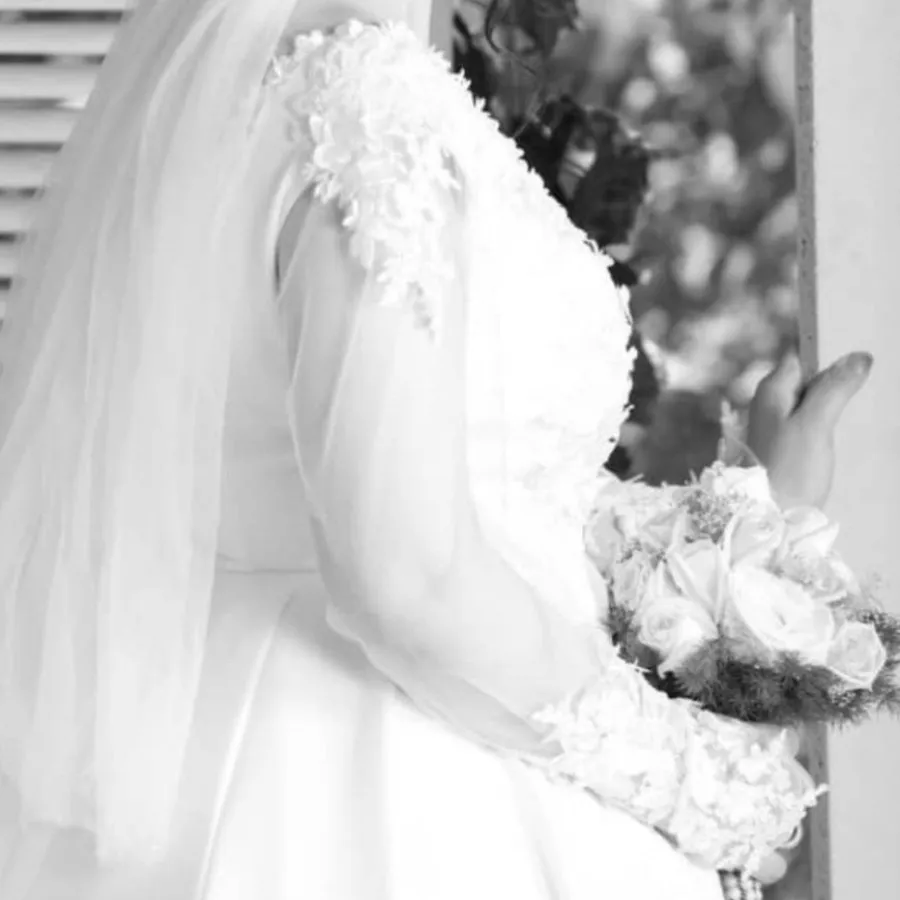 لباس عروس یا فرمالیته