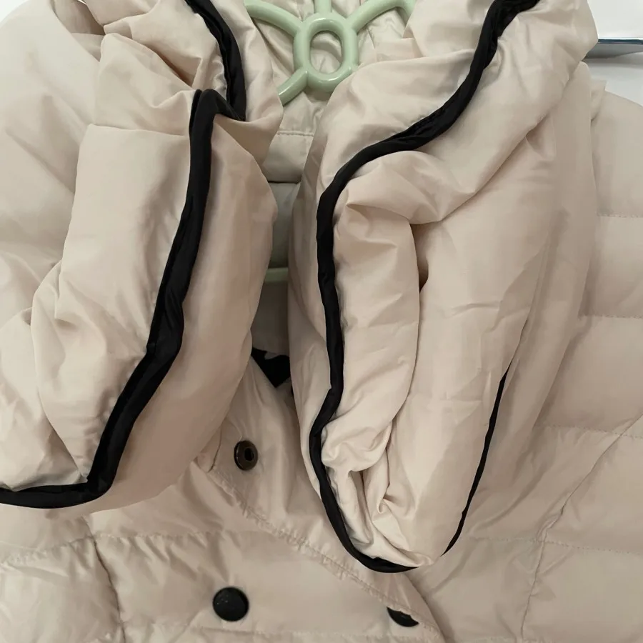 کاپشن پر سفید خارجی