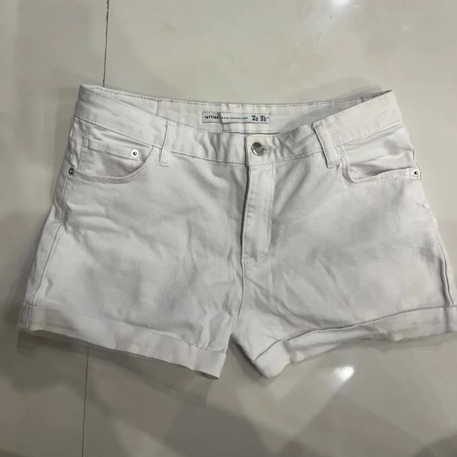 شلوارک و دامن